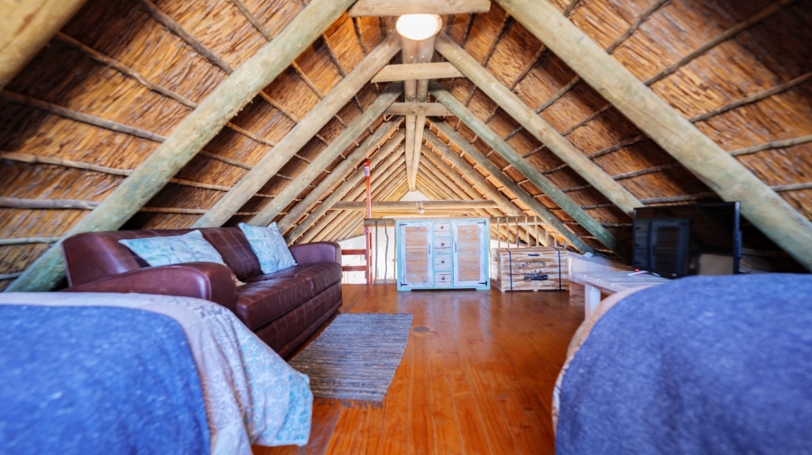 4 Bedroom Property for Sale in Struisbaai Western Cape